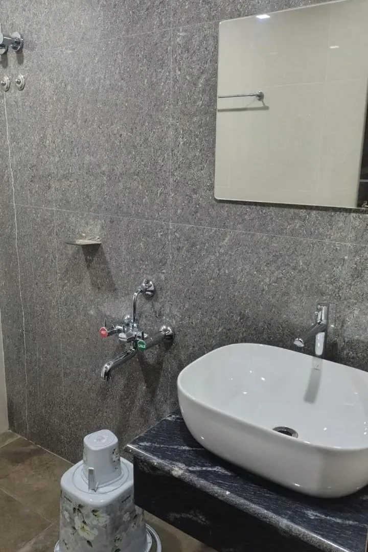 Hotel Lakshmi Residency Chottanikkara Kochi 3*,